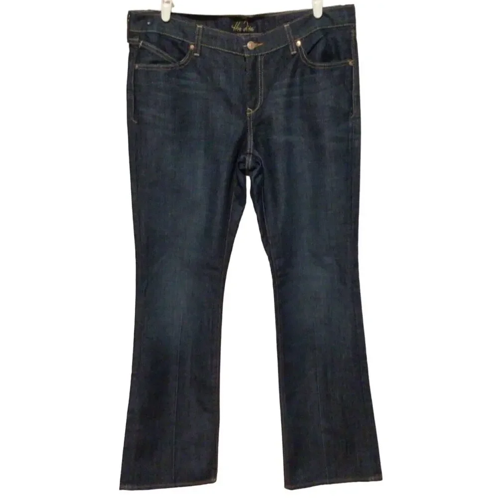 Old Navy Blue Diva Bootcut Low Rise Stretch Jeans Women’s Size 14 NWOT - Picture 2 of 4